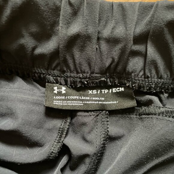 Under Armour black tracksuit - Picture 3 of 5